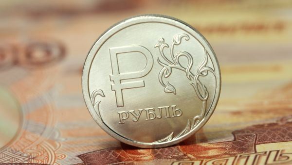    Рубль: Рост курса доллара не помешал укреплению валюты