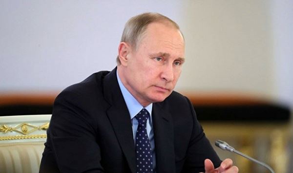 <br />
Путин подписал закон о заморозке накопительной части пенсии до 2022 года<br />
